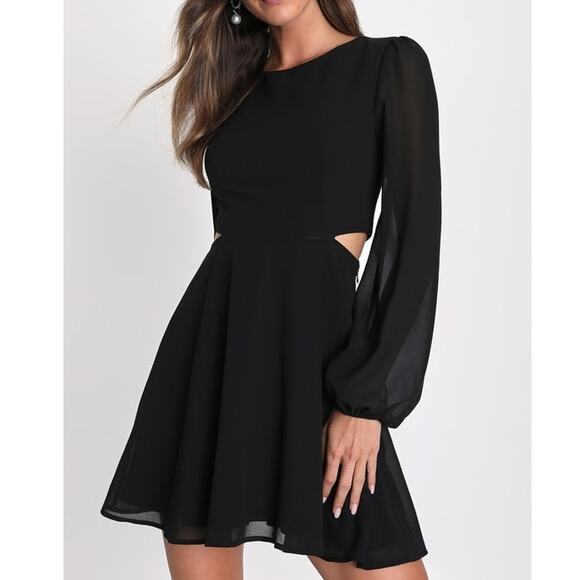 LULUS SZ XS Black Garden Bliss Round Neck Long Sleeve Cutout Mini Dress NWT B42 - Picture 1 of 12
